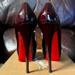 Christian Louboutin burgundy brown patent 150mm Lady Peep, peep toe pump…